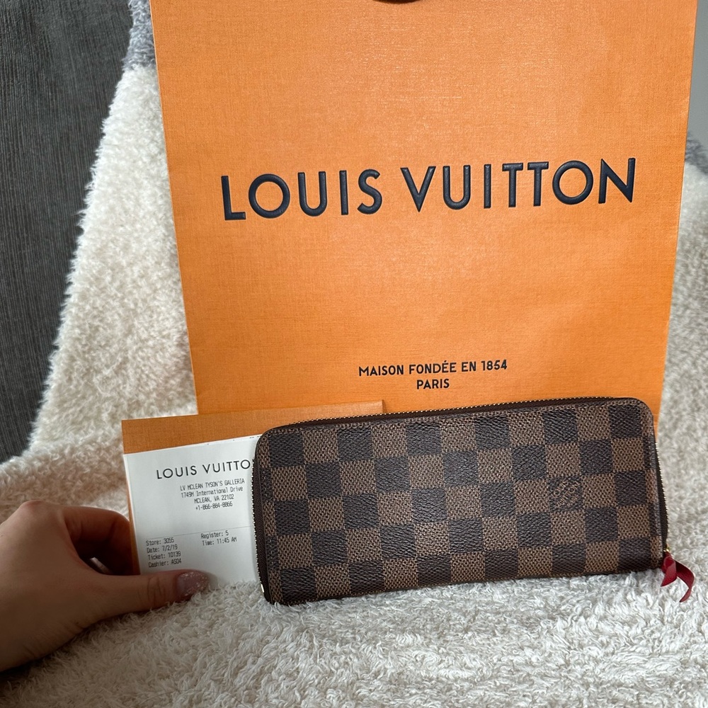 Louis Vuitton Clémence Wallet - Picture 2 of 10